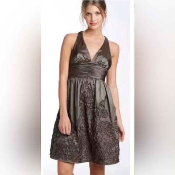Adrianna Papell Taffeta Rosette Halter Formal Dress Size 4 - Picture 1 of 15